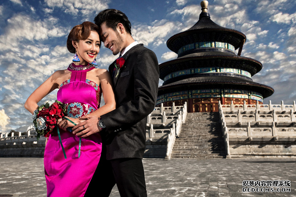 特色婚慶  給你的婚禮加點彩.png
