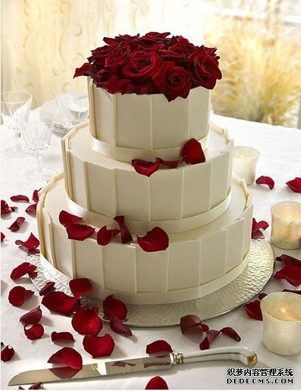 結(jié)婚蛋糕圖片 漂亮又好吃的蛋糕推薦1.png