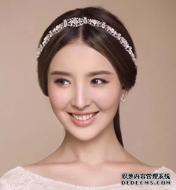韓式新娘結婚發型 漂亮新娘輕松打造2.png