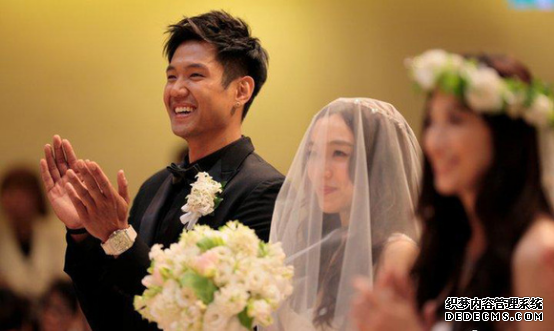 范瑋琪婚禮伴娘.png