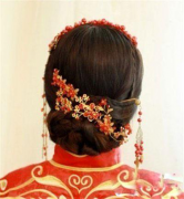 中式新娘發(fā)型圖片 傳統(tǒng)風(fēng)情有魅力