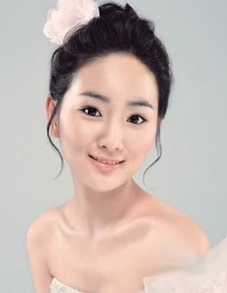 新娘盤頭發型.png